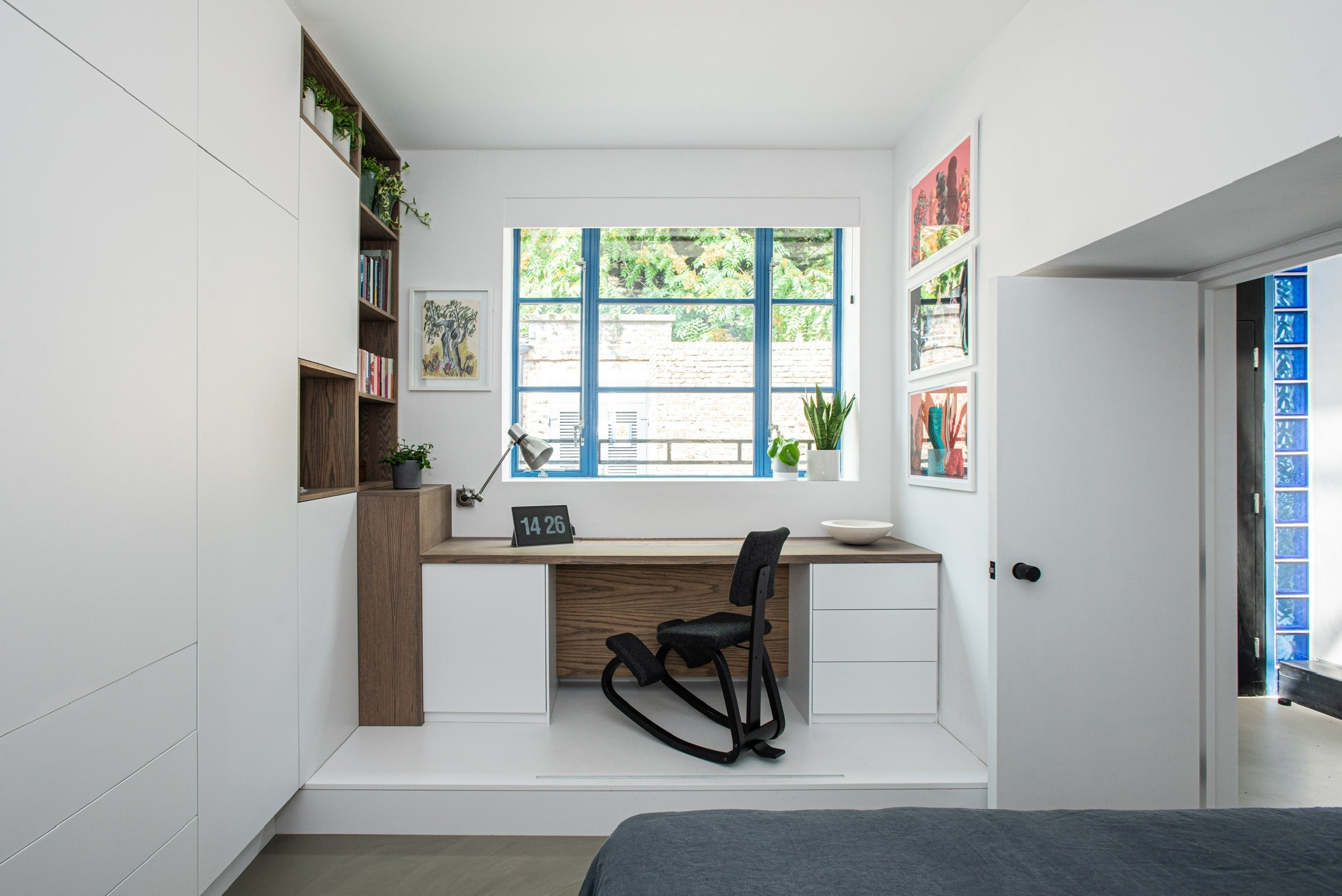 study, study joinery, WFO, desk, desk joinery,  bespoke desk, floating shelves, bookshelves, Libary, alcove joinery, bespoke joiner, south east London, joinery , work stations, office design, work station desk, office ideas, office interior design, study decor, fitted study, Joinery details, interiors inspiration, desk organisation, desk ideas, joinery for small spaces, desk ideas for bedrooms, white modern office, window desk, modern window desk, 